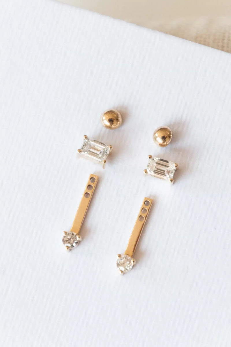 Floating Solitaire Ear Bar