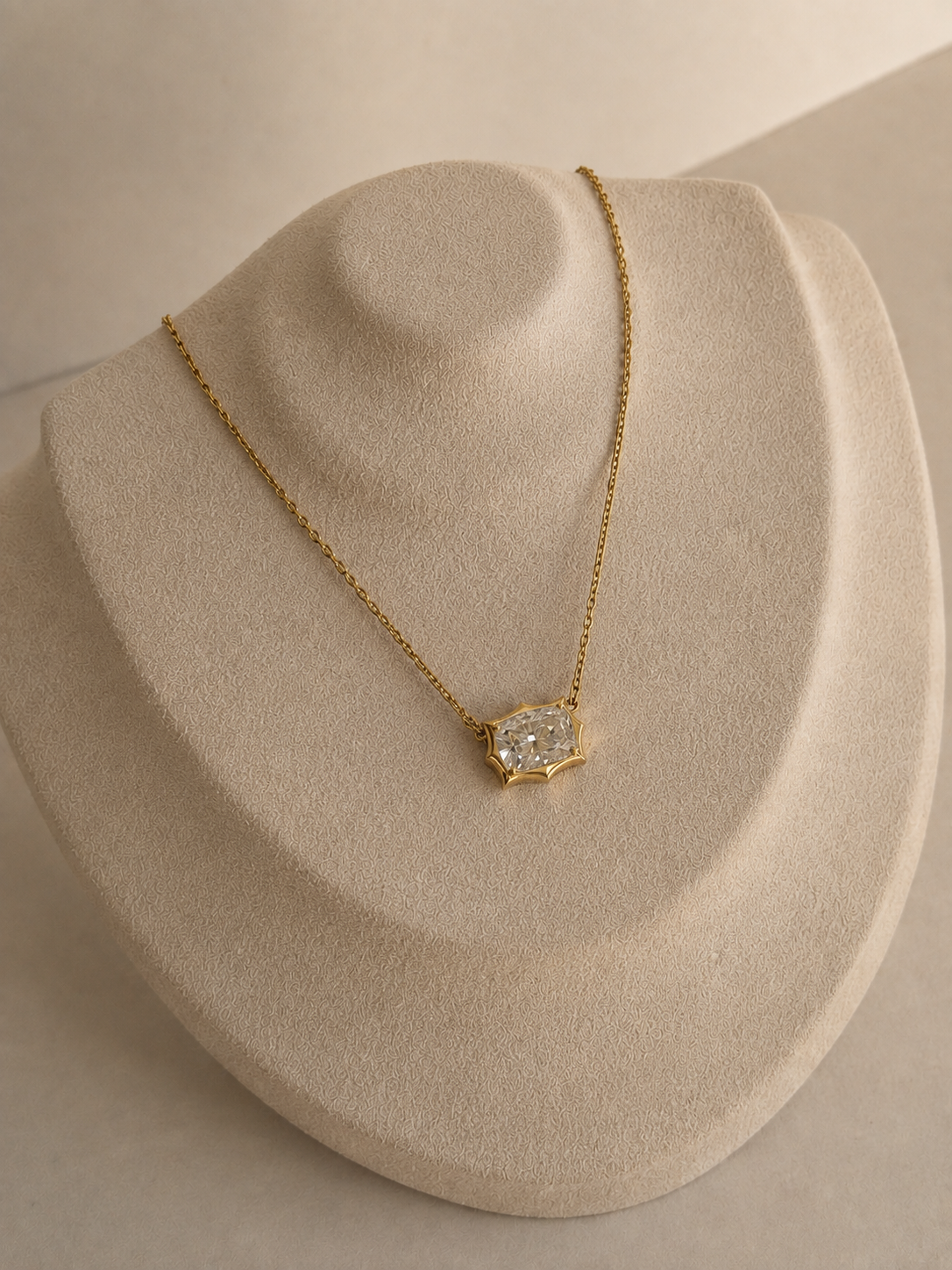 The Me Pendant Necklace