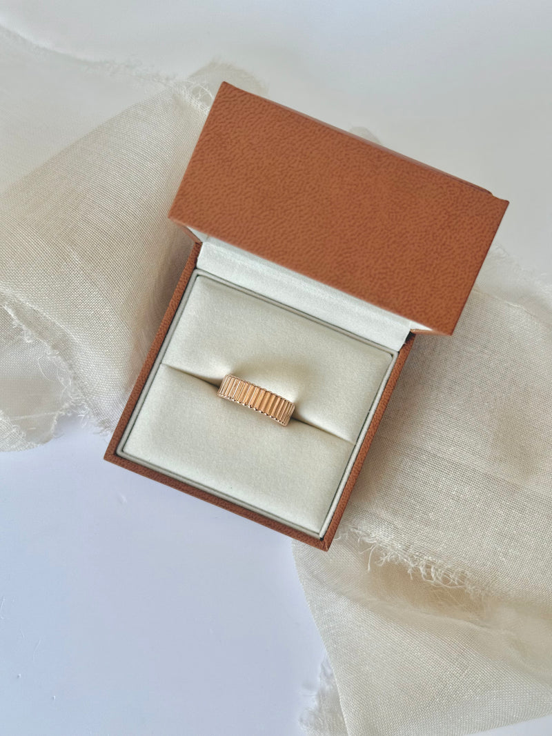 Fluted Cigar Band