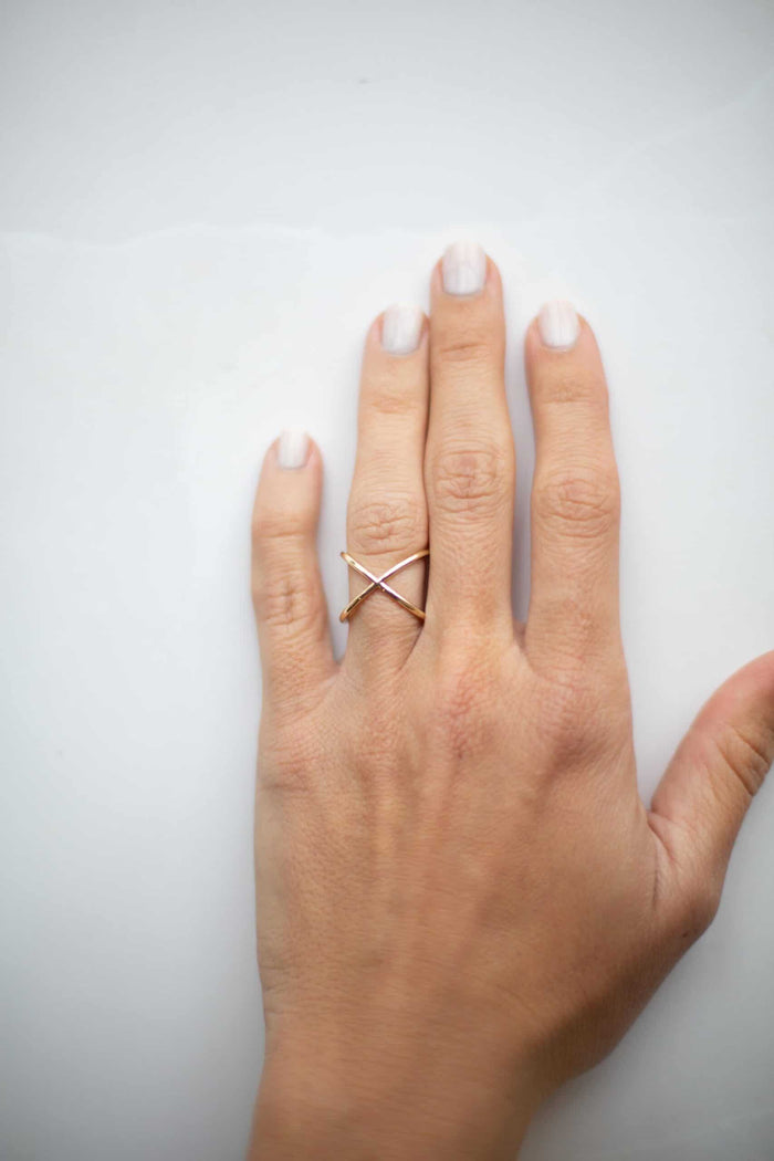 Criss Cross Ring