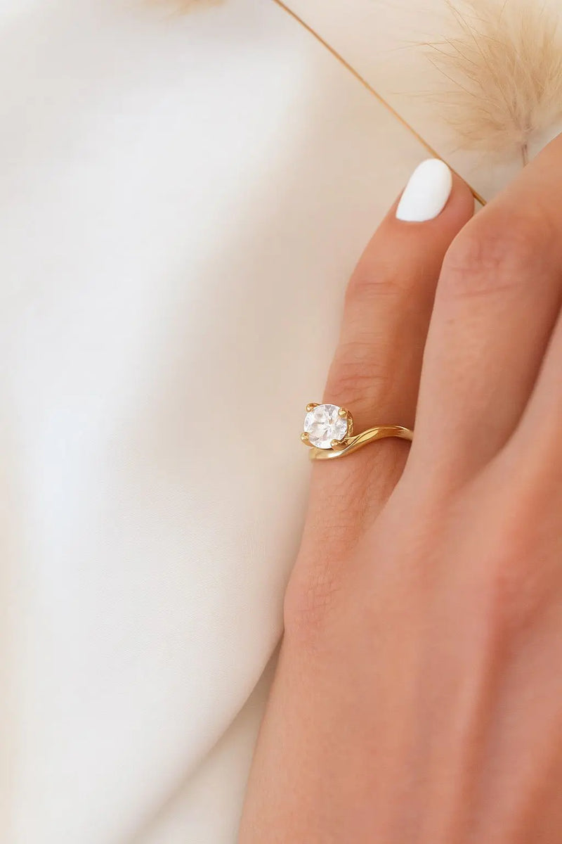 Floating East West Solitaire