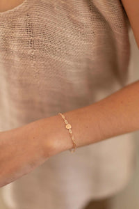 Dainty Disc Bracelet