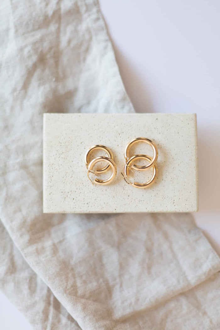 Chunky Medium Hoops