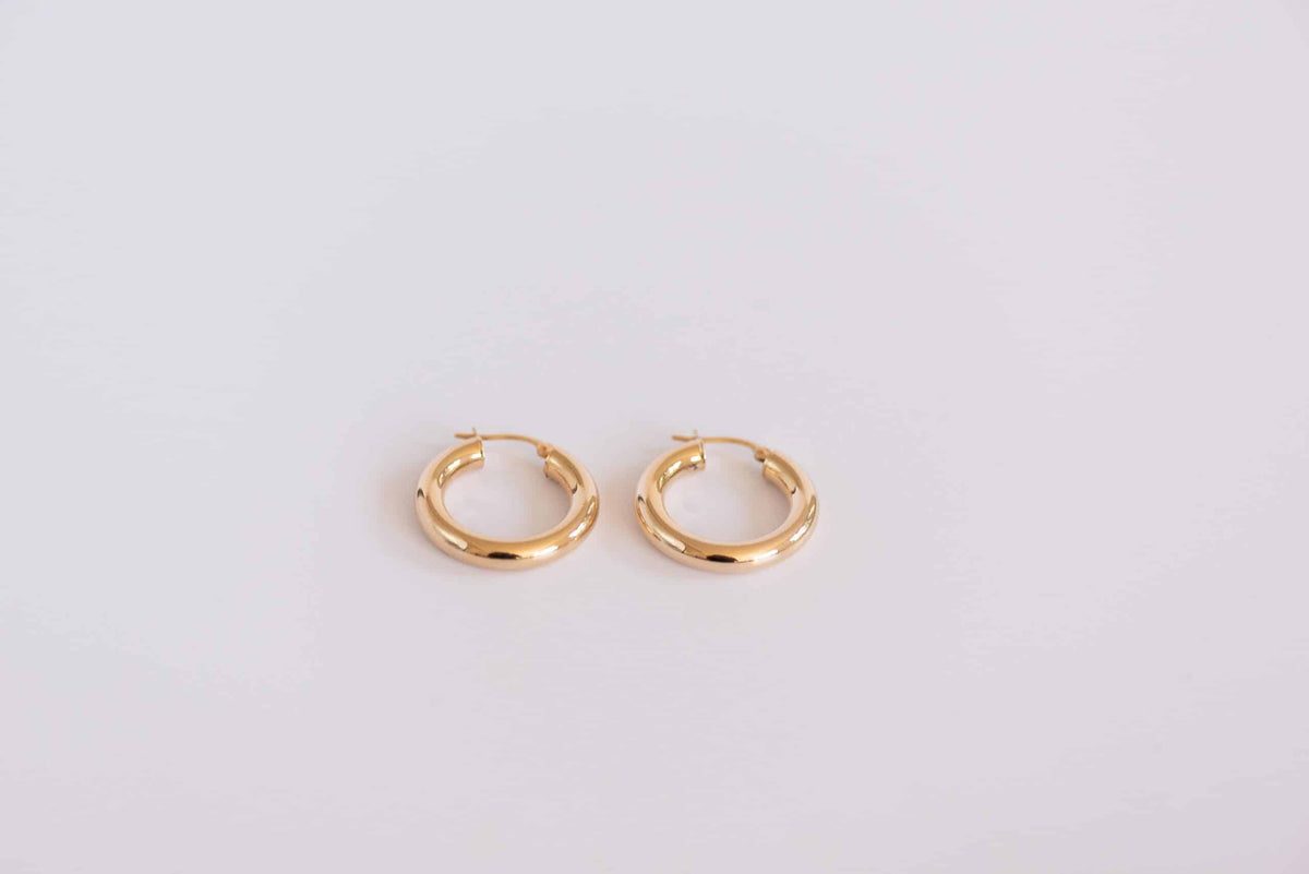 Chunky Medium Hoops